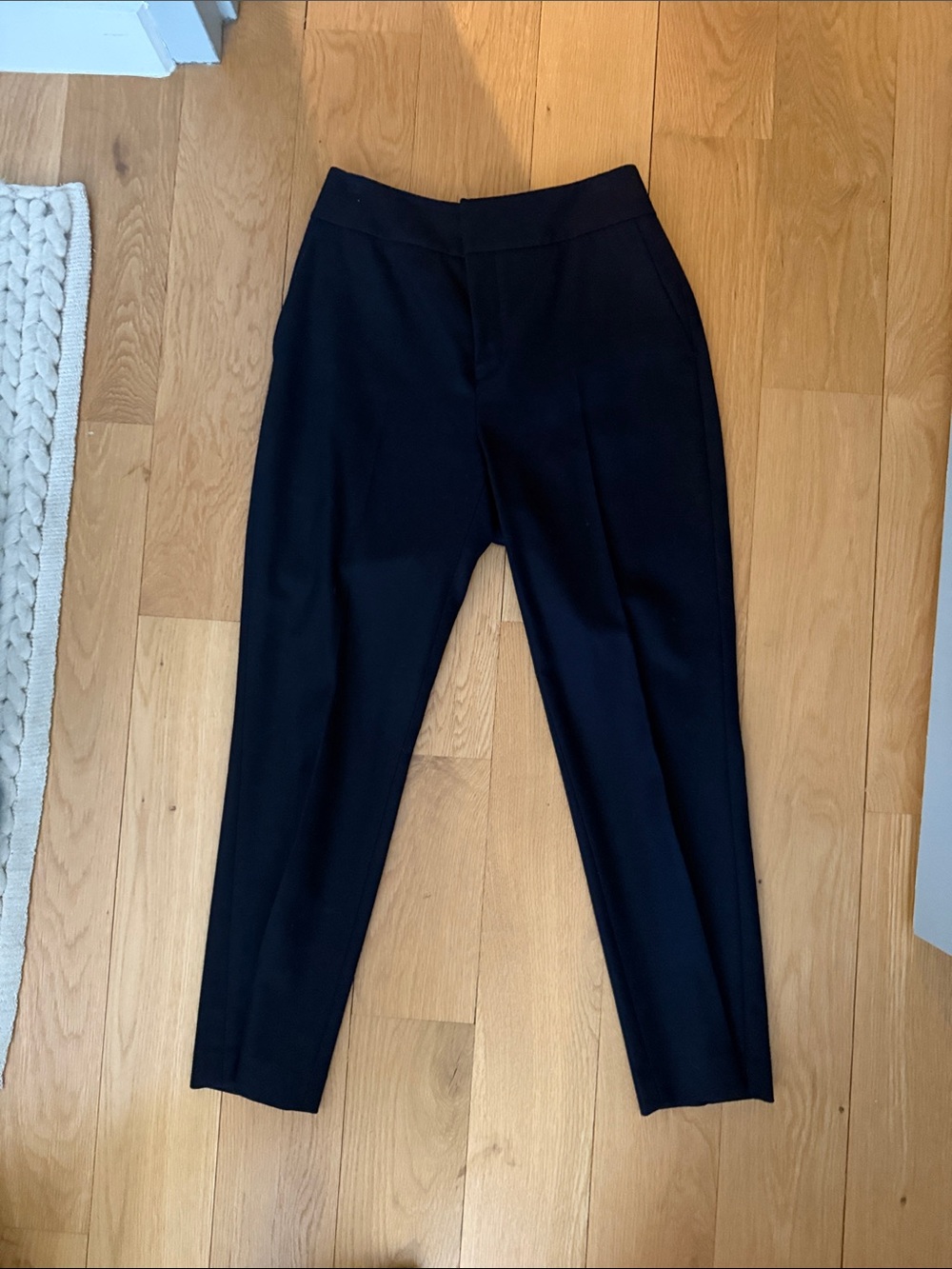 suistudio 100% wool women’s navy suiting pants. size 4